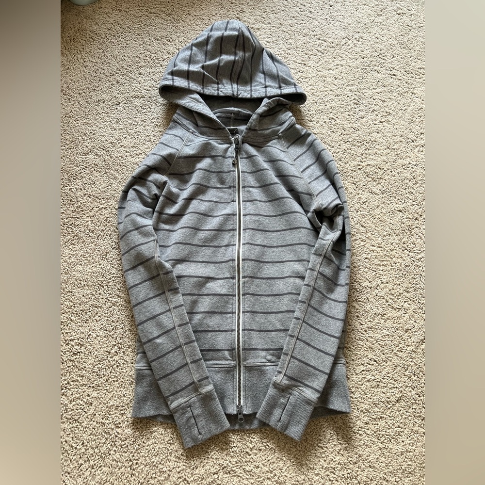 Lululemon Gray Striped Sweater